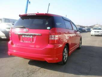 2003 Toyota Wish Images