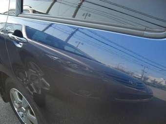 2003 Toyota Wish Pictures
