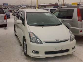 2003 Toyota Wish