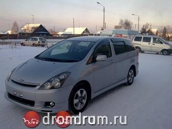 2003 Toyota Wish Pictures