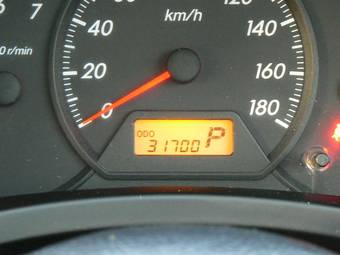 2003 Toyota Wish Pictures