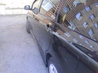 2003 Toyota Wish Pictures