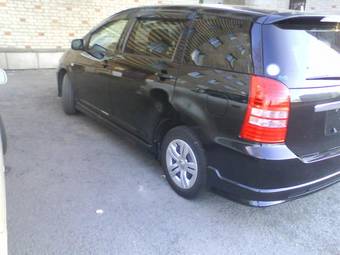2003 Toyota Wish Wallpapers