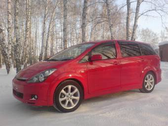 2003 Toyota Wish Pictures