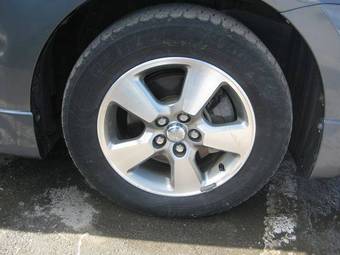 2003 Toyota Wish Pictures