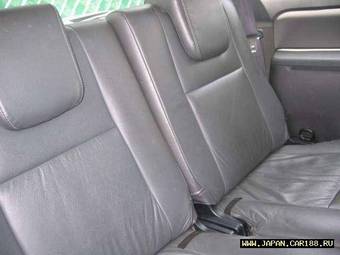 2003 Toyota Wish Photos