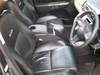 2003 Toyota Wish Pictures