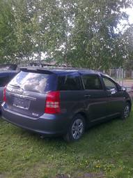2003 Toyota Wish Photos