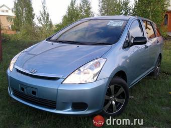 2003 Toyota Wish Pictures