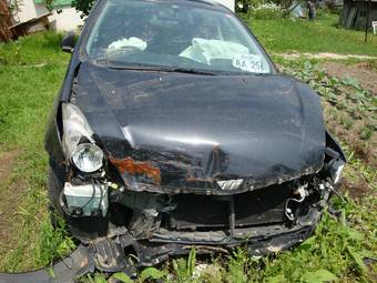 2003 Toyota Wish Pictures