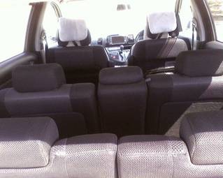 2003 Toyota Wish Wallpapers