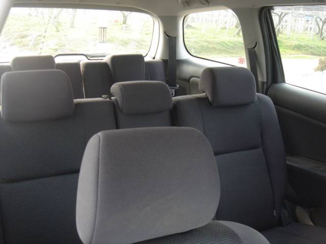 2004 Toyota Wish