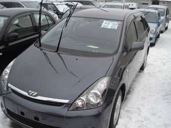 2004 Toyota Wish