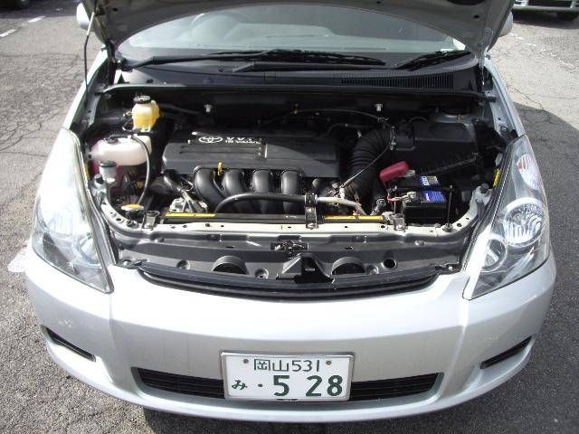 2004 Toyota Wish