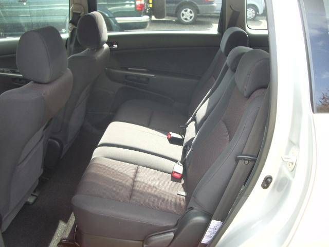 2004 Toyota Wish
