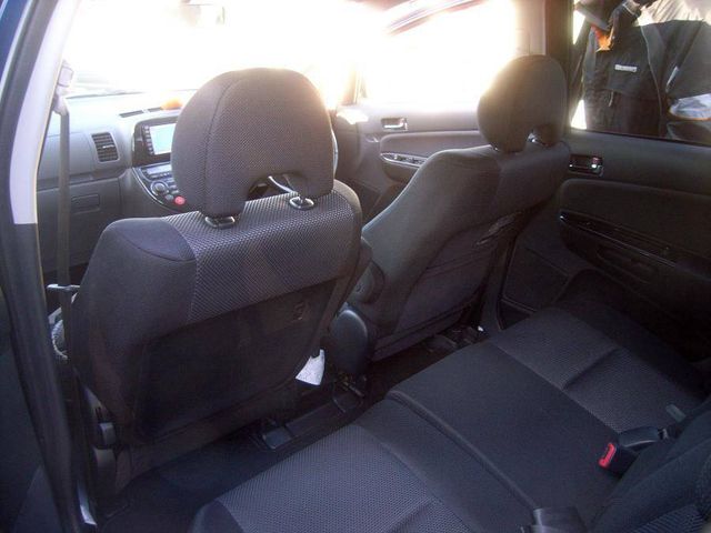 2004 Toyota Wish