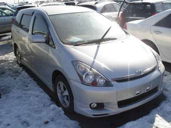 2004 Toyota Wish