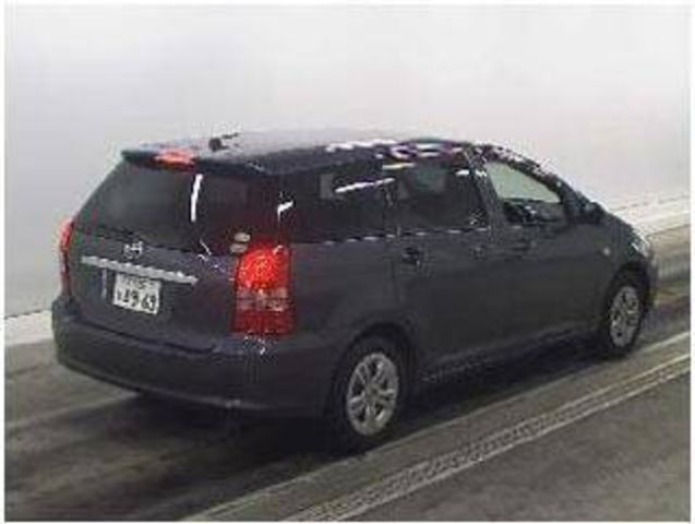 2004 Toyota Wish