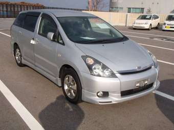 2004 Toyota Wish