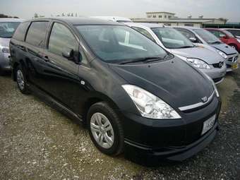 2004 Toyota Wish