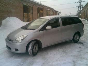 2004 Toyota Wish