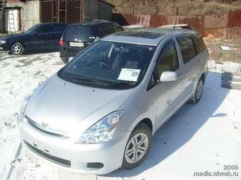 2004 Toyota Wish