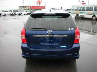 2004 Toyota Wish Pics