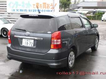 2004 Toyota Wish Photos