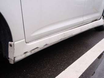 2004 Toyota Wish Pictures