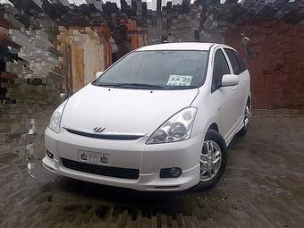 2004 Toyota Wish Photos