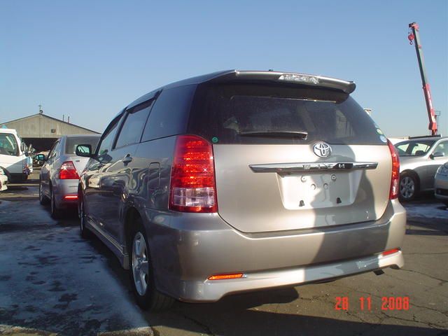 2005 Toyota Wish