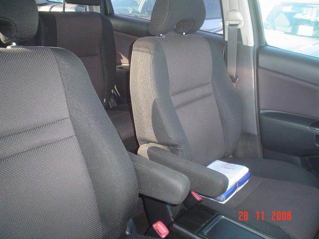 2005 Toyota Wish