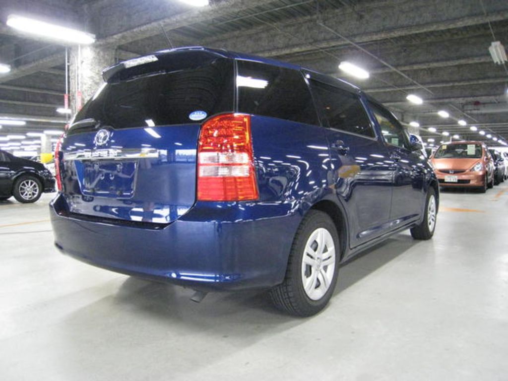 2005 Toyota Wish