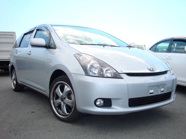 2005 Toyota Wish