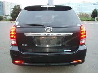 2005 Toyota Wish Pictures