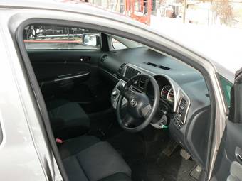 2005 Toyota Wish For Sale