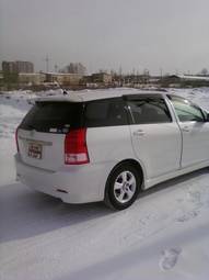 2005 Toyota Wish Photos