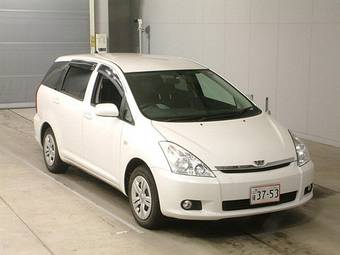 2005 Toyota Wish Pictures