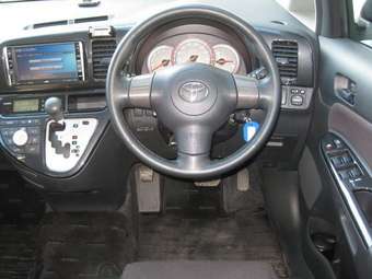 2006 Toyota Wish