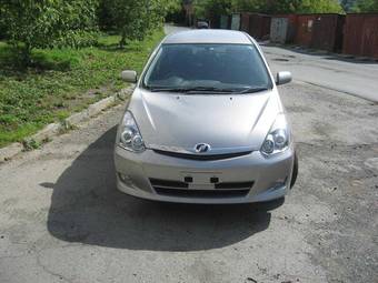 2006 Toyota Wish Photos