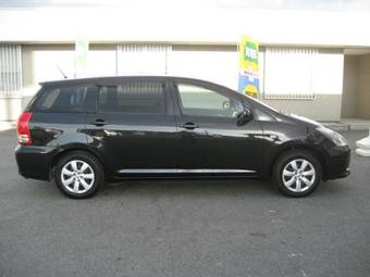 2007 Toyota Wish Pics