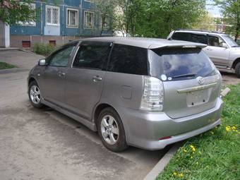 2008 Toyota Wish Photos