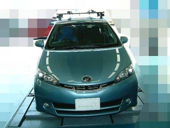 2009 Toyota Wish Photos