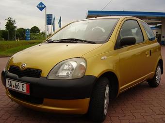 1999 Toyota Yaris Pictures