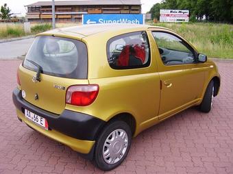 1999 Toyota Yaris Pictures