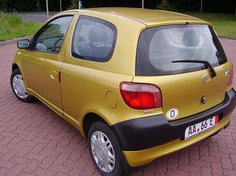 1999 Toyota Yaris Pictures