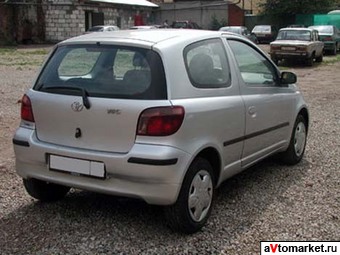 1999 Toyota Yaris Pics