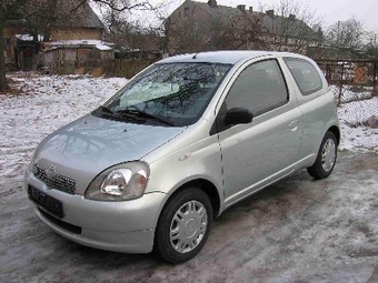 2000 Toyota Yaris