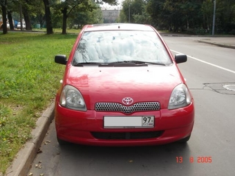 2000 Yaris