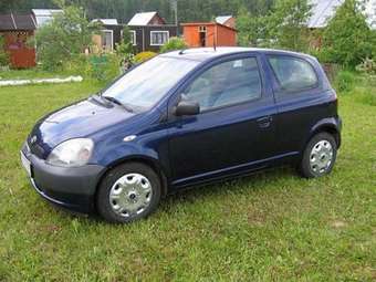 2000 Yaris